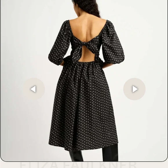 Black Floral Long Sleeve Dress - Picture 3 of 13